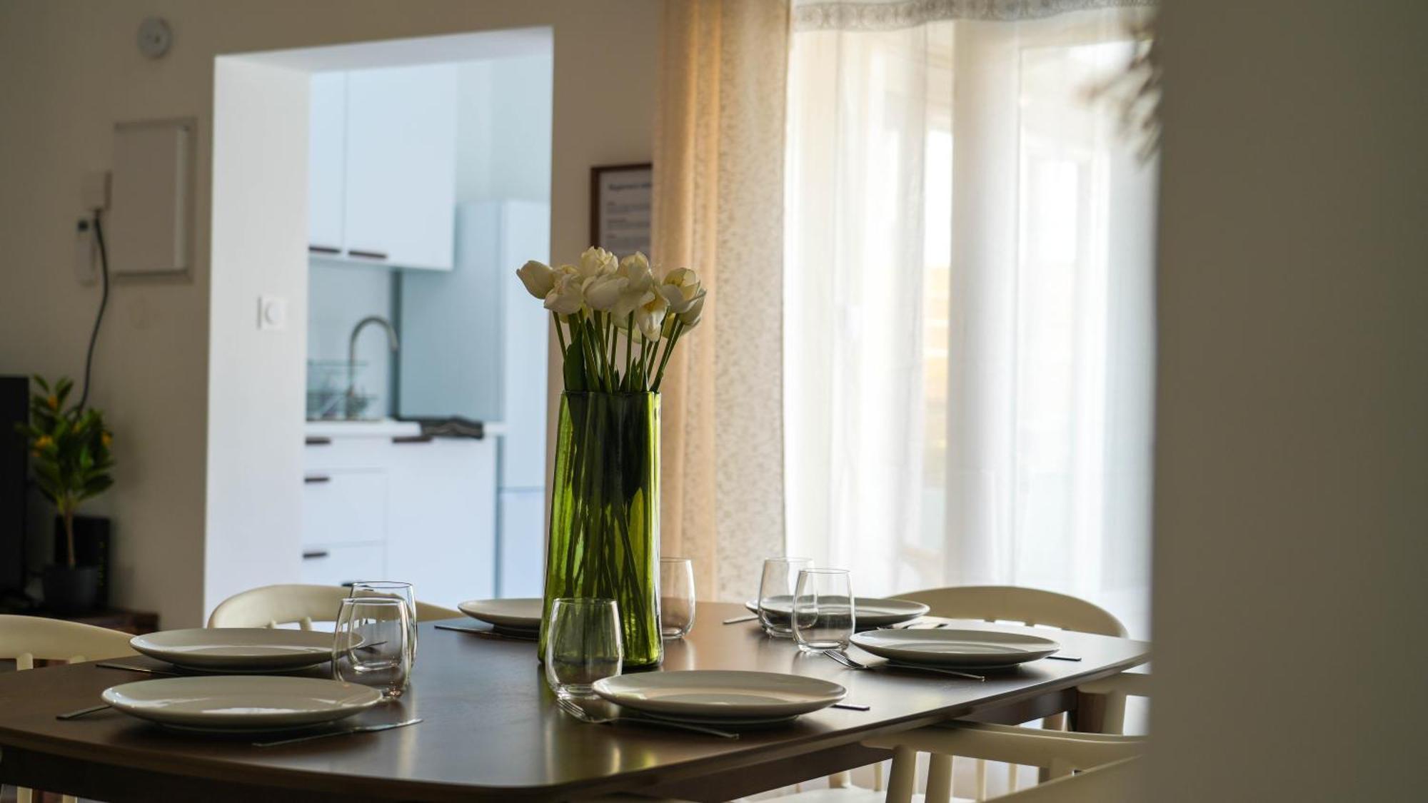 Holiday home New - Parking - Wifi - Jardin - Le Refuge D'abel Avignon